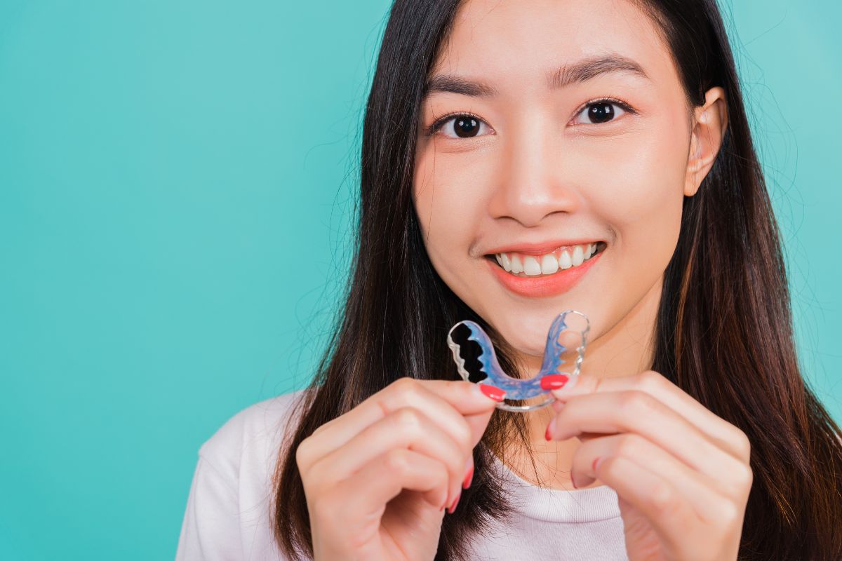Clear removable braces and cosmetic dentistry